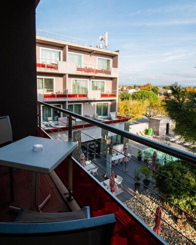 Le Safari Hotel Restaurant Carpentras Exterior foto